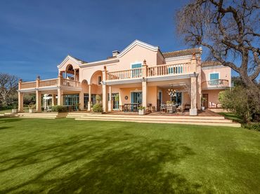 Haus mit Pool zum Verkauf in Sotogrande Alto