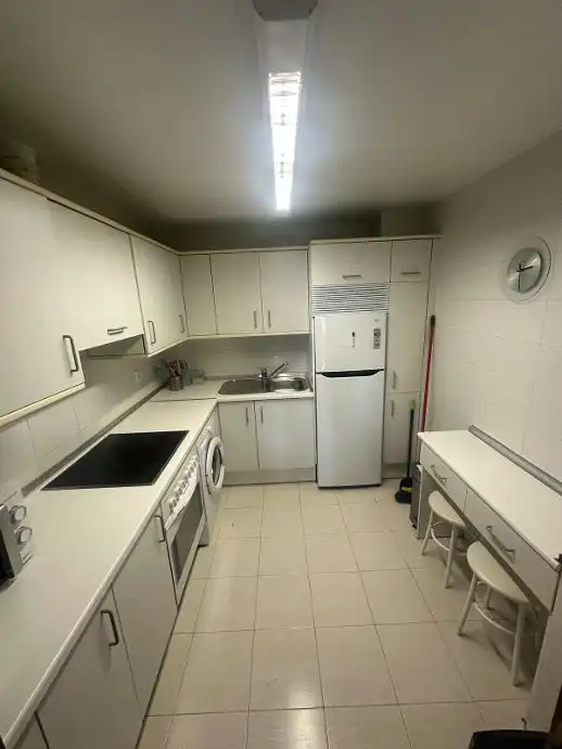Cocina de Piso de alquiler en  Pamplona / Iruña con Calefacción, Parquet y Terraza