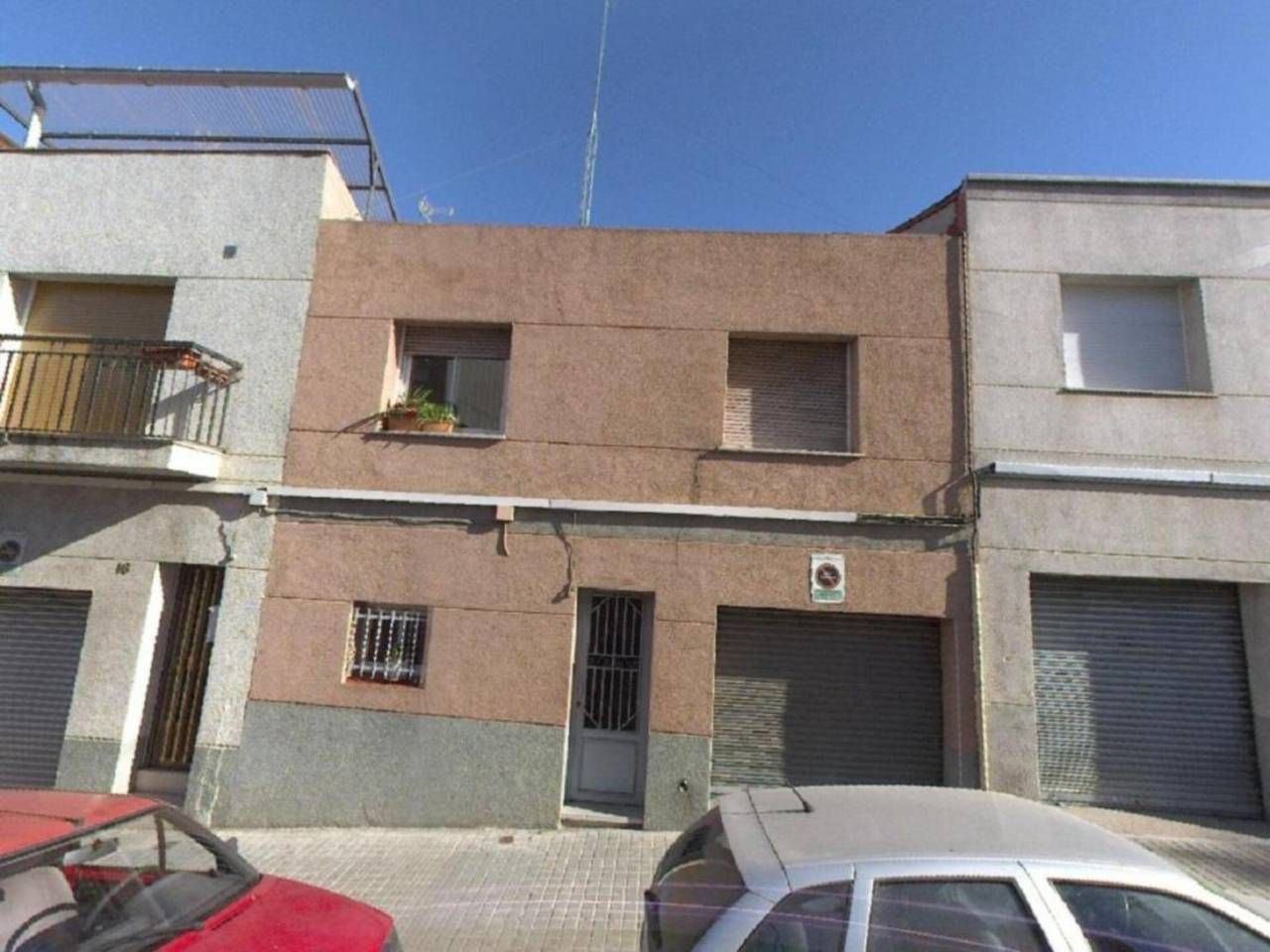 Vista exterior de Casa adosada en venda en Sabadell amb Terrassa