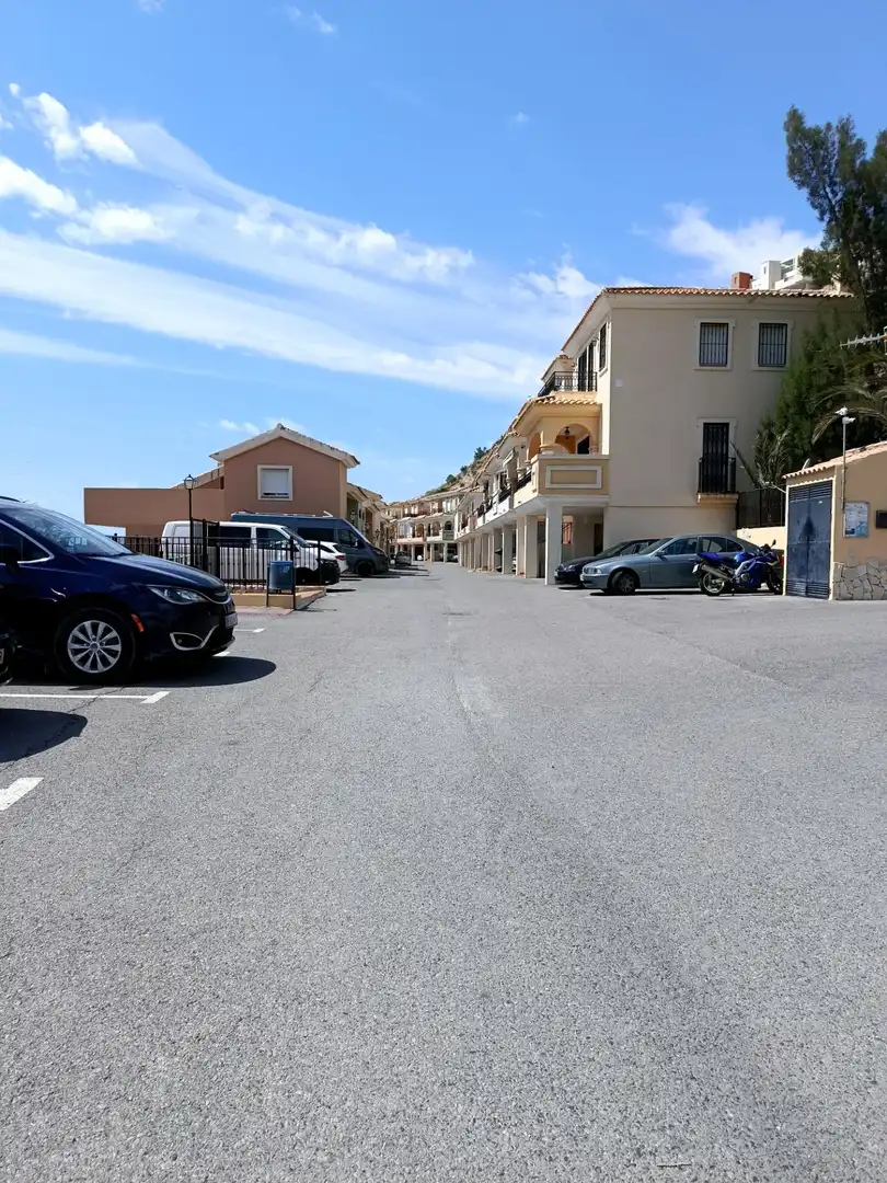 Aparcament de Dúplex en venda en Mutxamel amb Aire condicionat, Calefacció i Terrassa