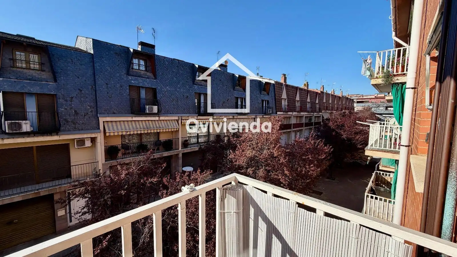 Exterior view of Flat for sale in Terrassa  with Air Conditioner, Heating and Terrace