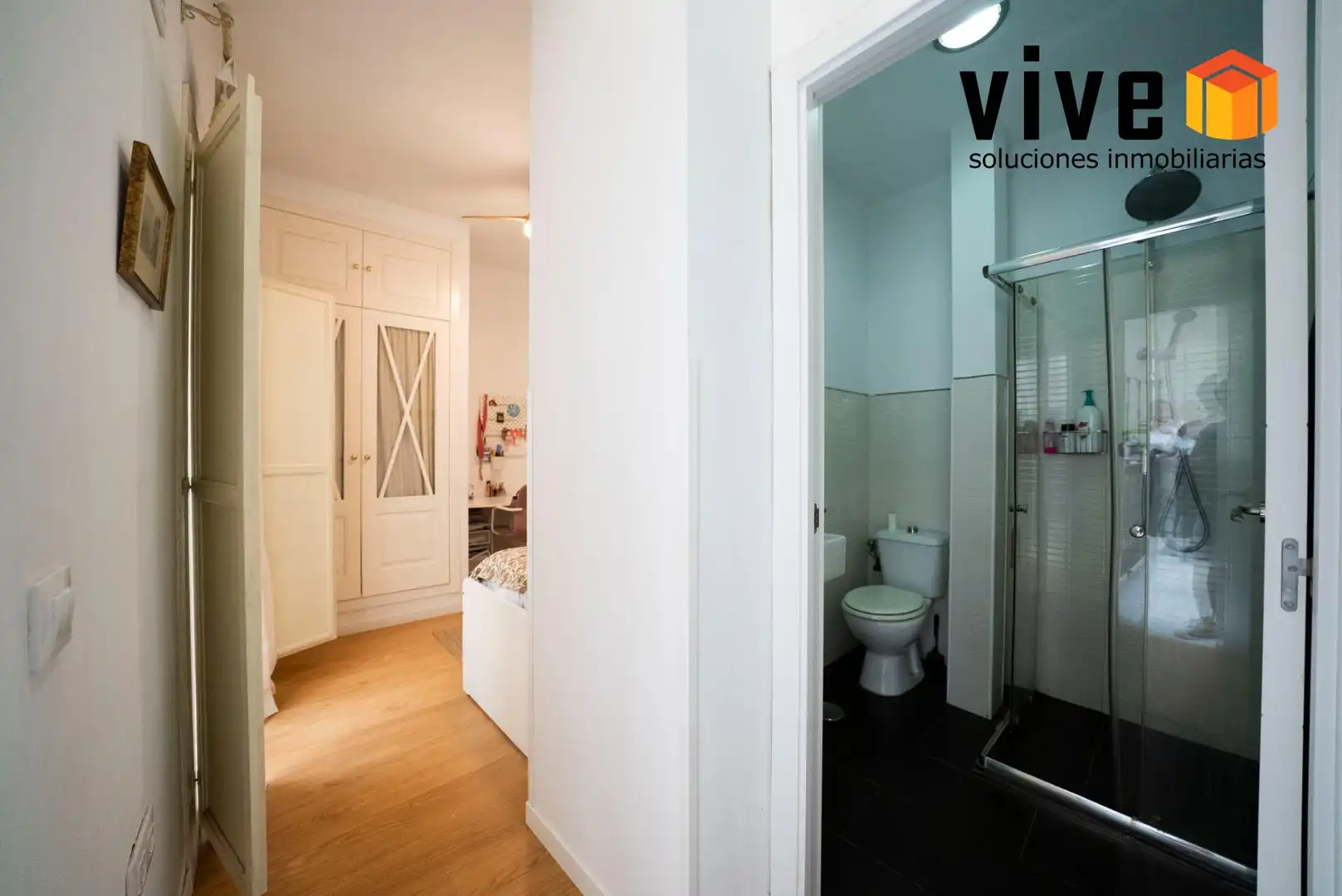 Baño de Casa o chalet en venta en Sevilla con Aire acondicionado, Calefacción y Jardín privado