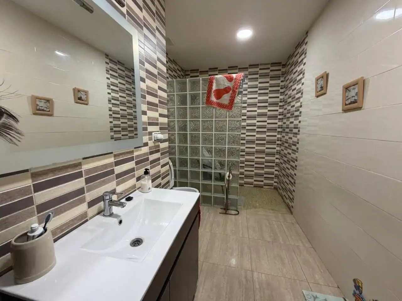 Baño de Casa o chalet en venta en Almansa con Calefacción y Jardín privado