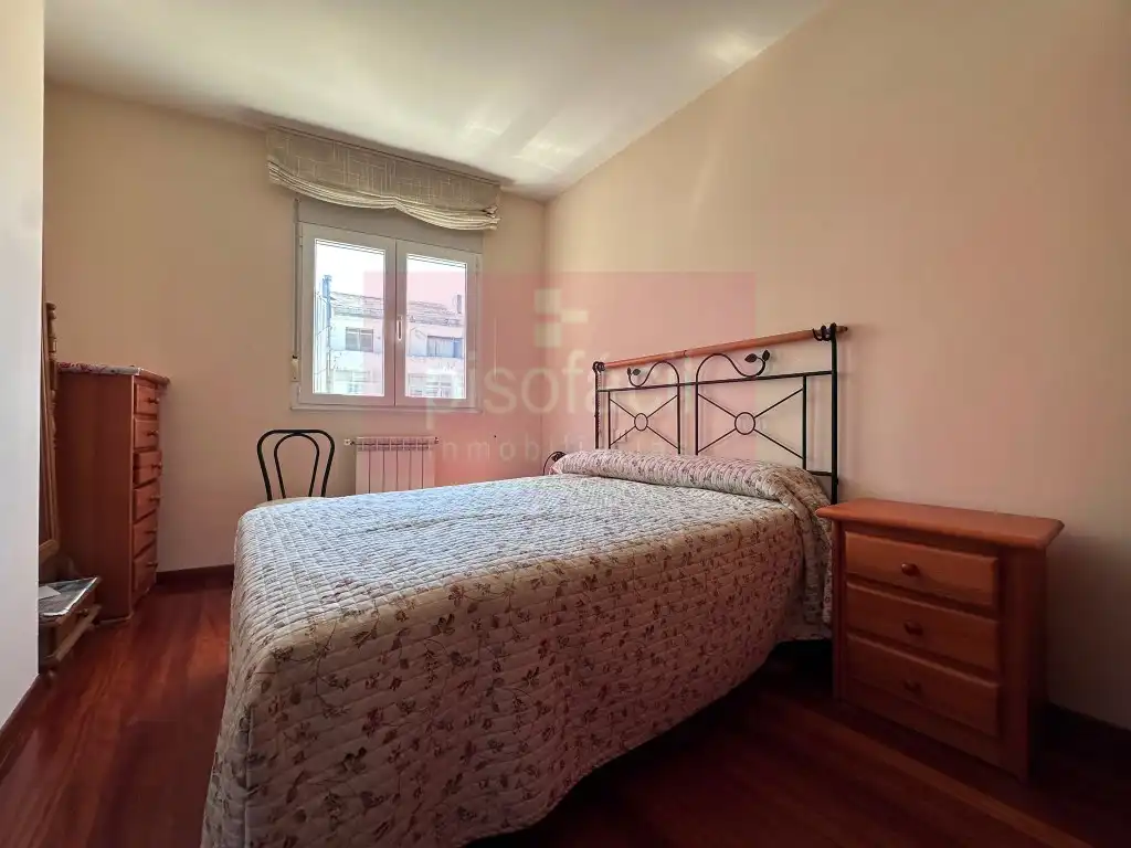 Dormitori de Apartament en venda en Lugo
