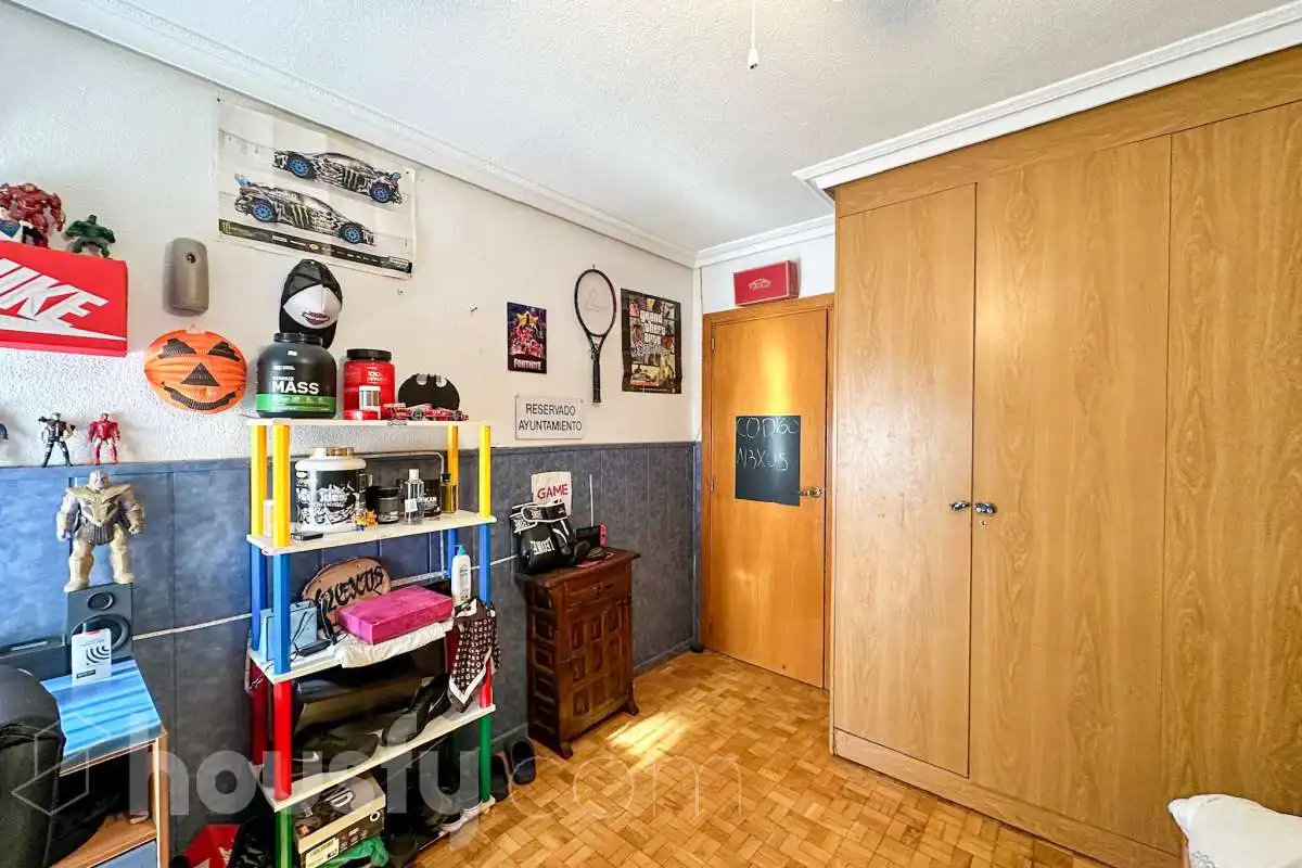 Detached homes for sale in Calle del Grabado, Sector 3