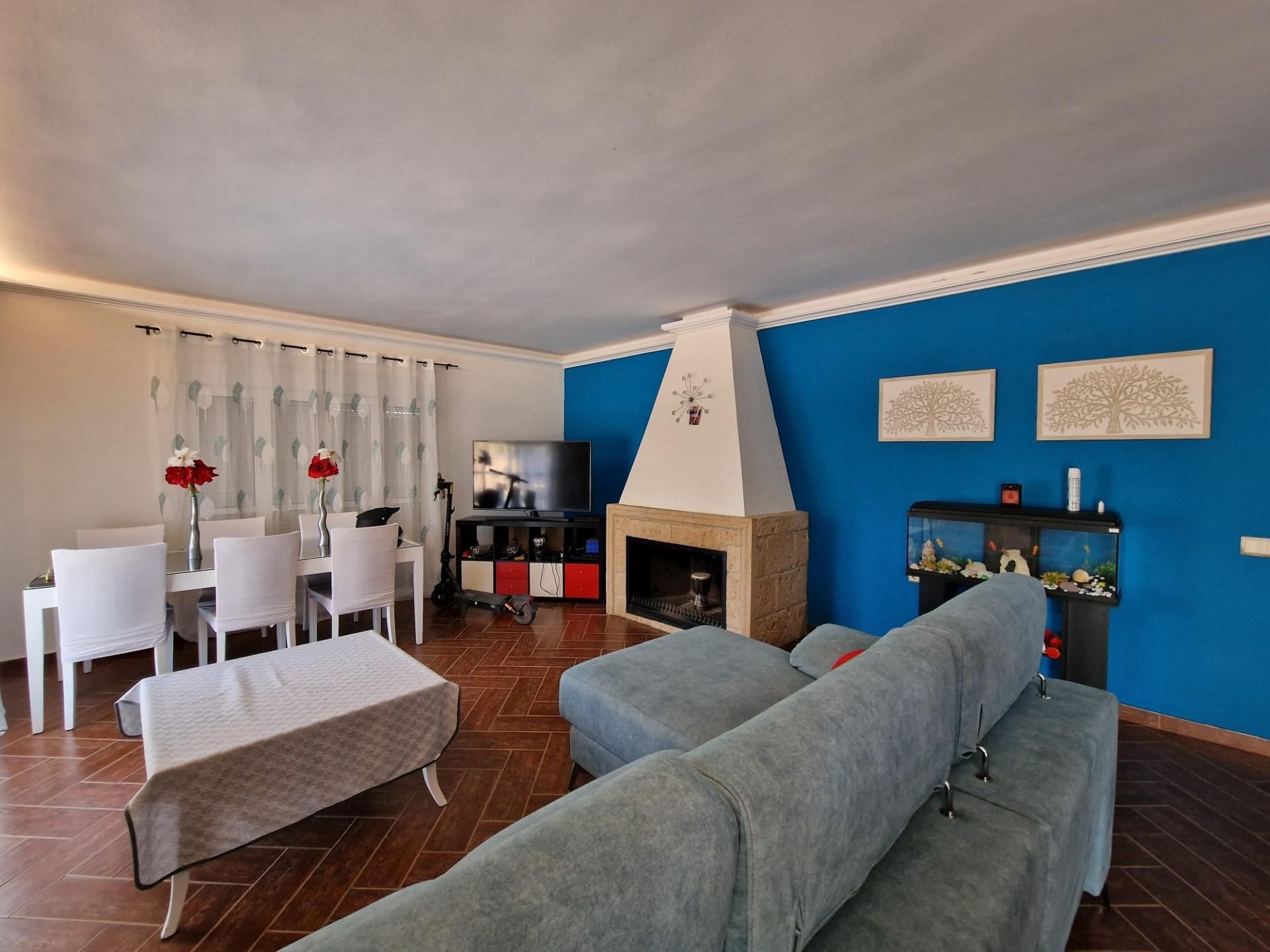 Sala d'estar de Finca rústica en venda en Algar amb Aire condicionat