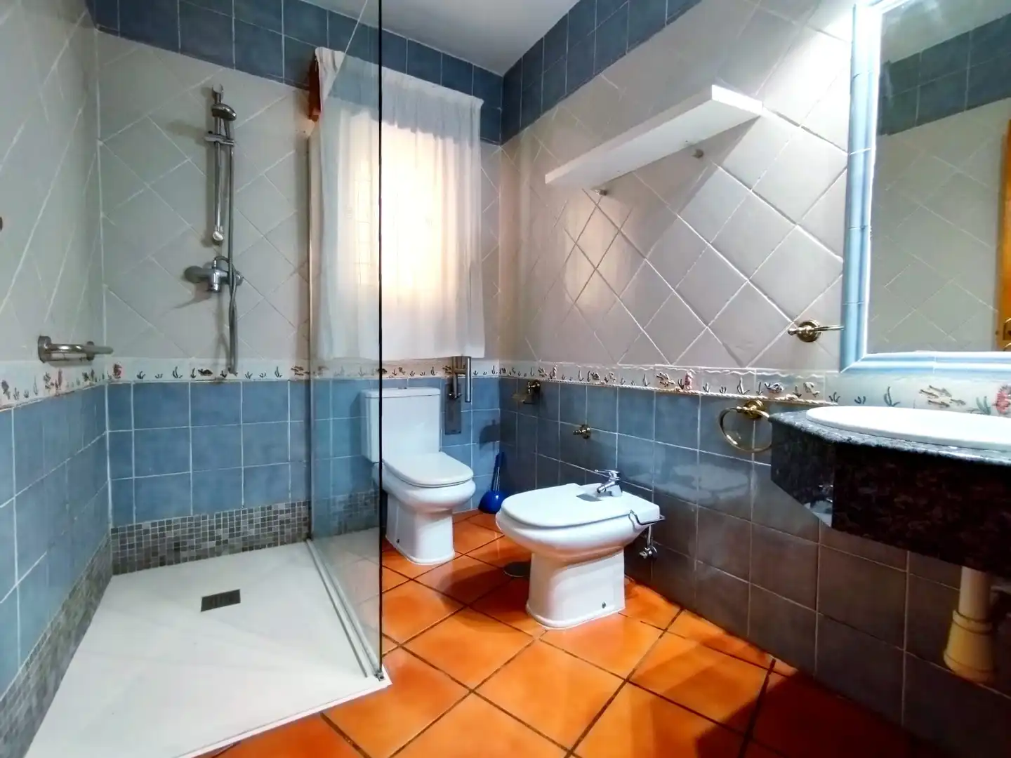 Bathroom of Country homes for sale in L'Alfàs del Pi  with Air Conditioner, Terrace and Balcony