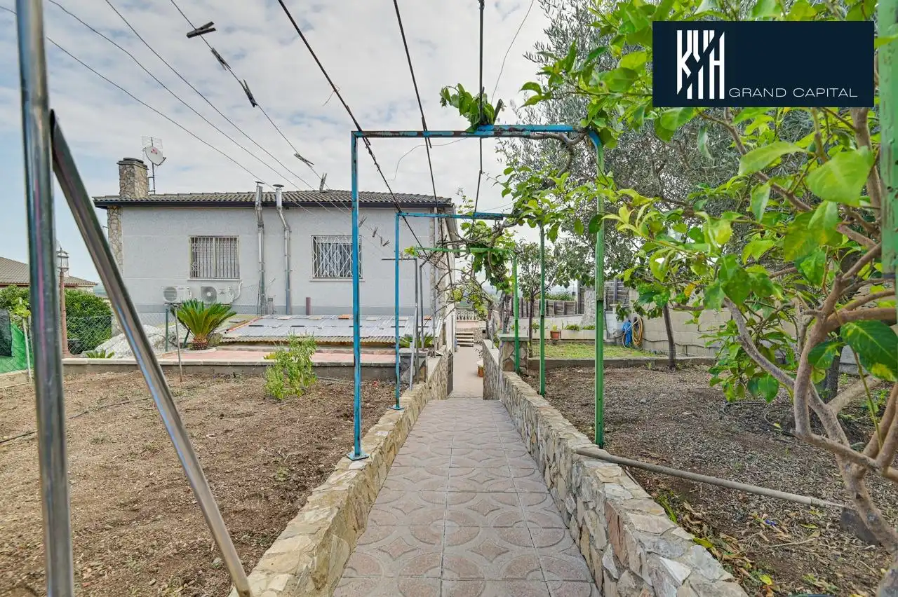 Casa amb terrassa en venda a Carrer Carrer Rovelló, imagen 49