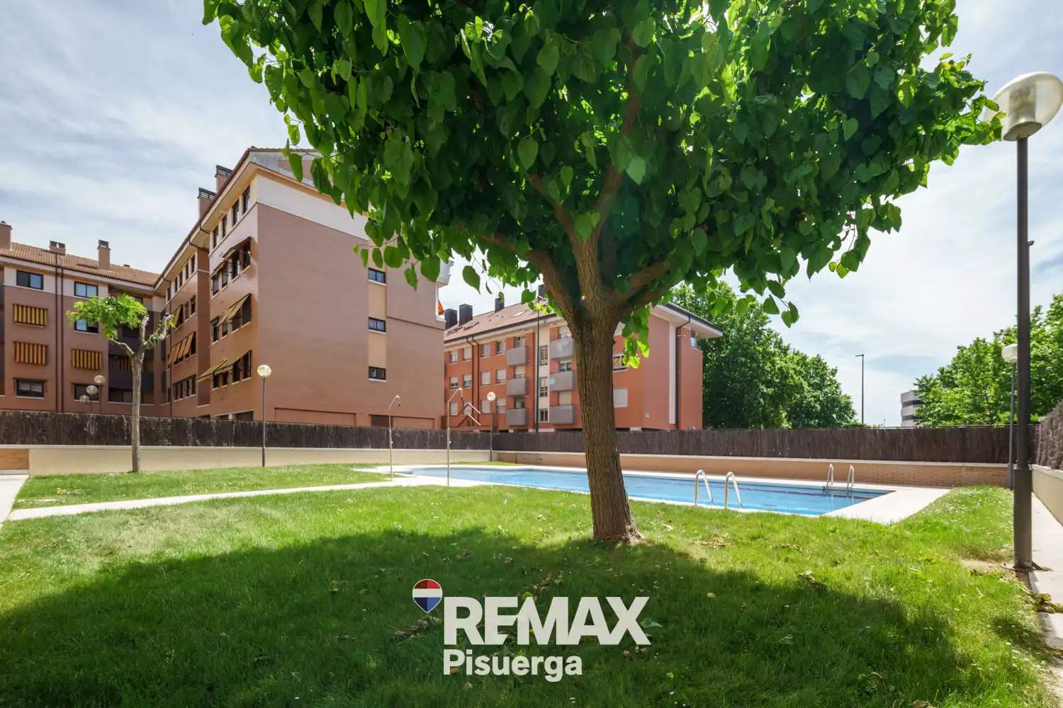 Vista exterior de Piso en venta en Valladolid con Aire acondicionado, Calefacción y Jardín privado