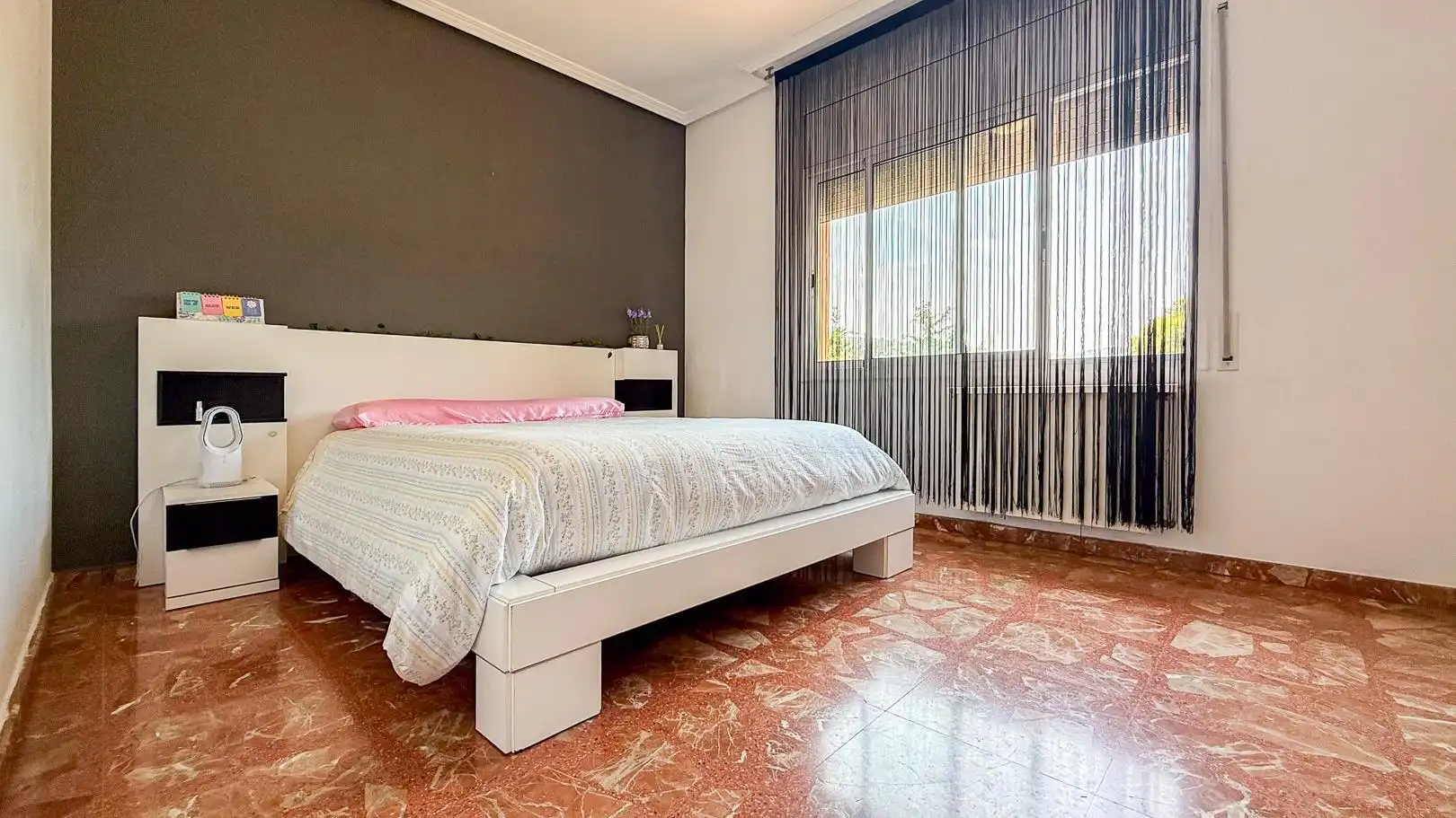 Habitación de Casa o chalet en venta en Vallirana con Calefacción, Jardín privado y Terraza