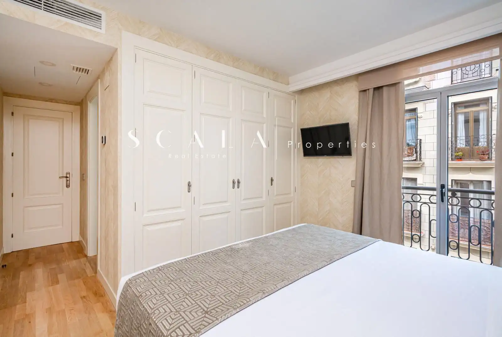 Schlafzimmer von Maisonette zur Miete in Madrid mit Klimaanlage, Heizung und Terrasse