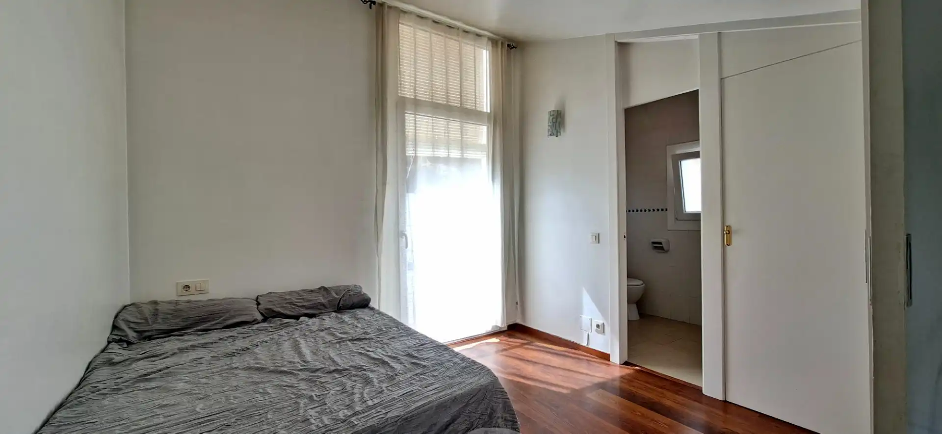 Habitación de Casa adosada en venta en Begur con Aire acondicionado, Calefacción y Jardín privado