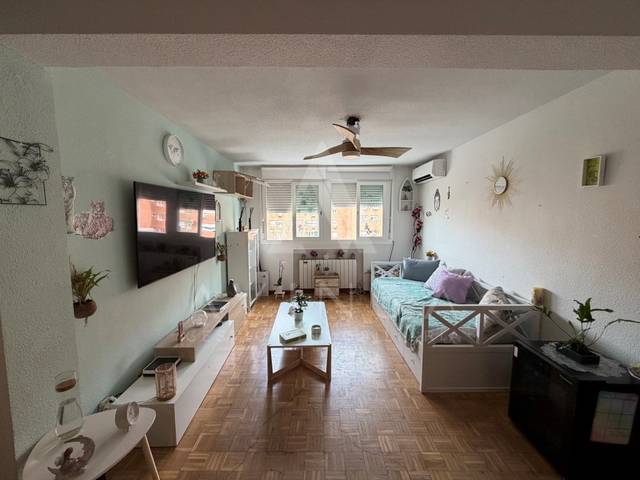Piso en Venta en Calle Pobladura Del Valle en Arcos