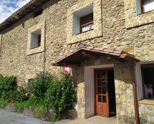 Außenansicht von Haus oder Chalet zum verkauf in Ugao- Miraballes mit Terrasse und Balkon