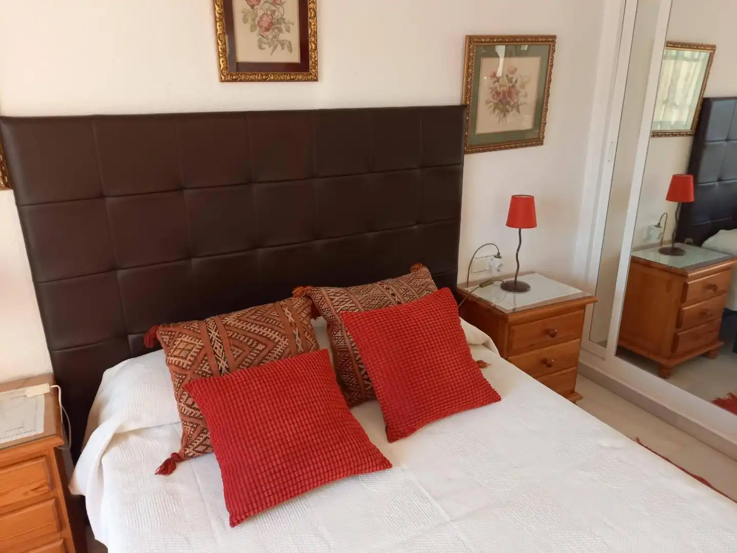 Schlafzimmer von Einfamilien-Reihenhaus zur Miete in Algeciras