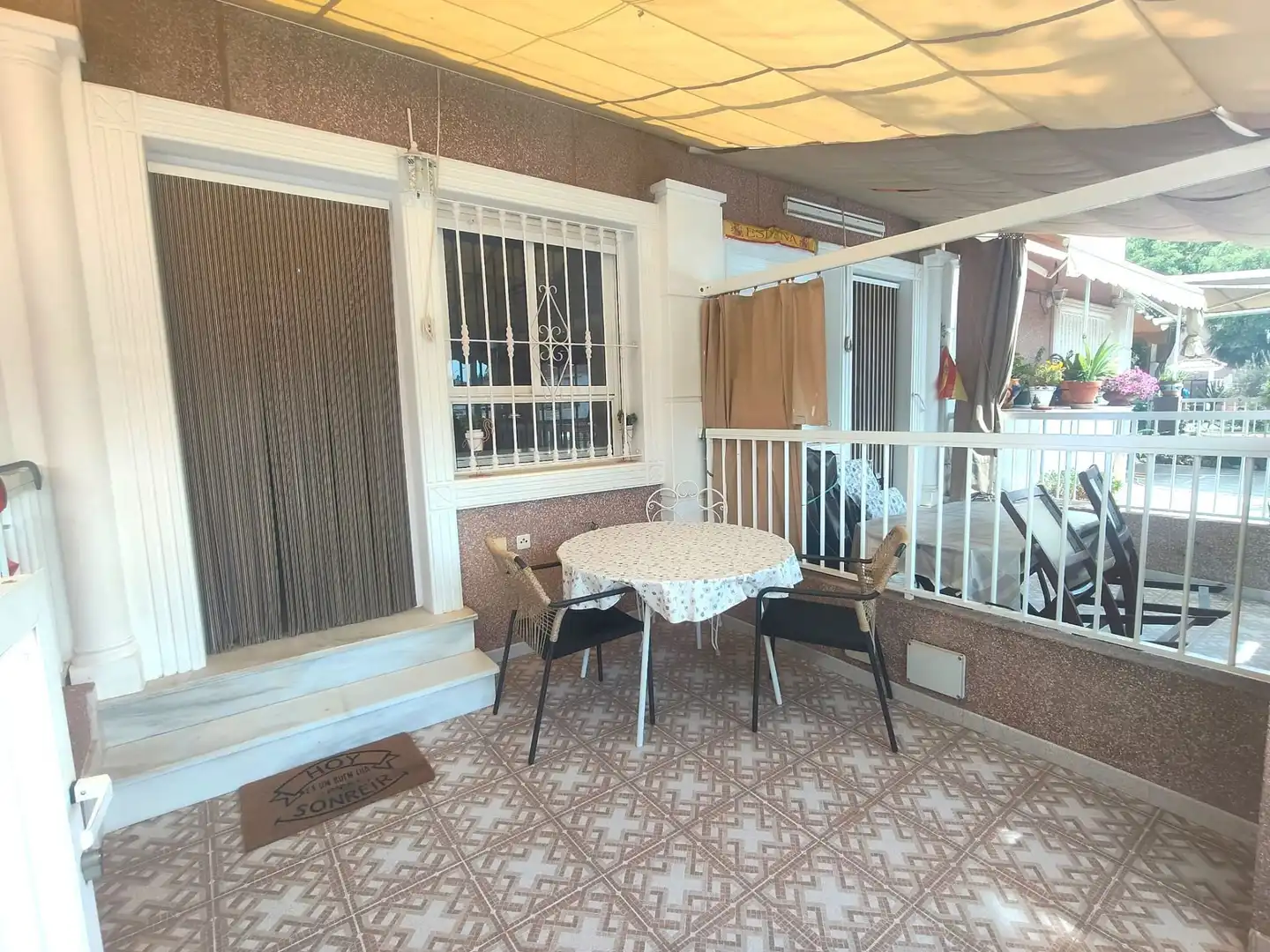 Terrasse von Maisonette zum Verkauf in Santa Pola mit Klimaanlage, Heizung und Privatgarten