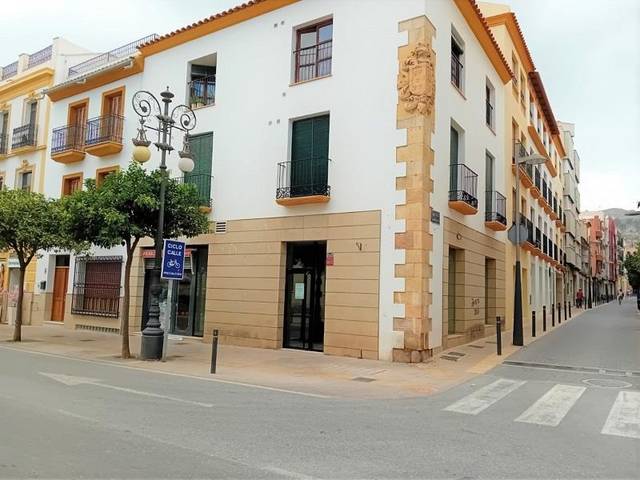 Local comercial en Alquiler en San Mateo