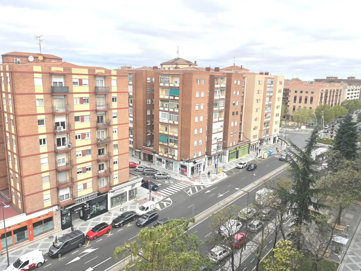 Piso con terraza en venta en Avenida de Federico Anaya