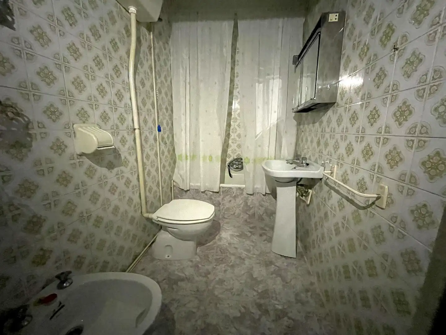 Badezimmer von Einfamilien-Reihenhaus zum Verkauf in Montánchez mit Terrasse und Balkon