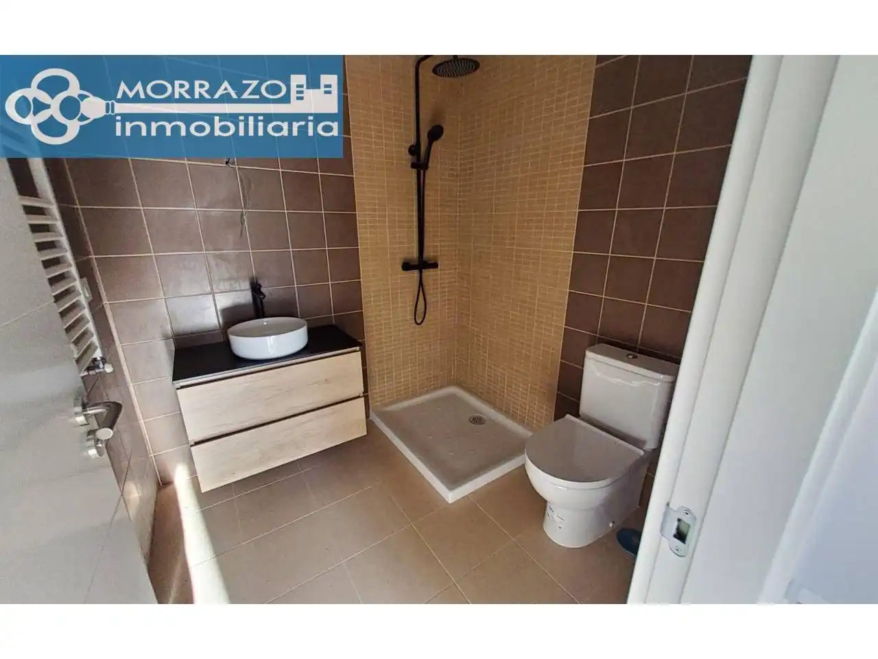 Baño de Casa adosada en venta en Moaña con Calefacción, Jardín privado y Terraza