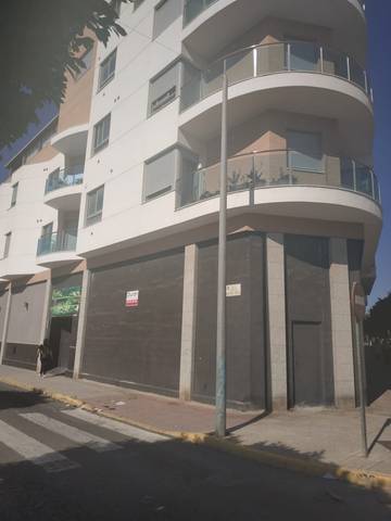 Local comercial en Venta en Pabellón - Estación - El Corte Inglés