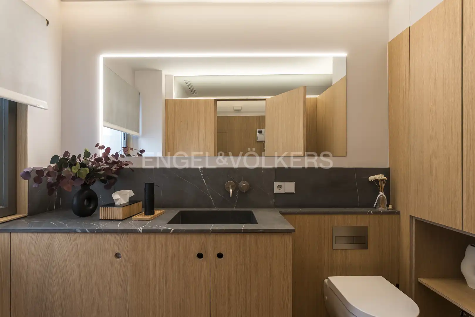 Bathroom of Flat for rent in Barrio de Salamanca