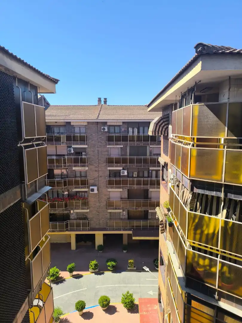 Wohnung zur Miete in Camino de Ronda, 212, Pajaritos