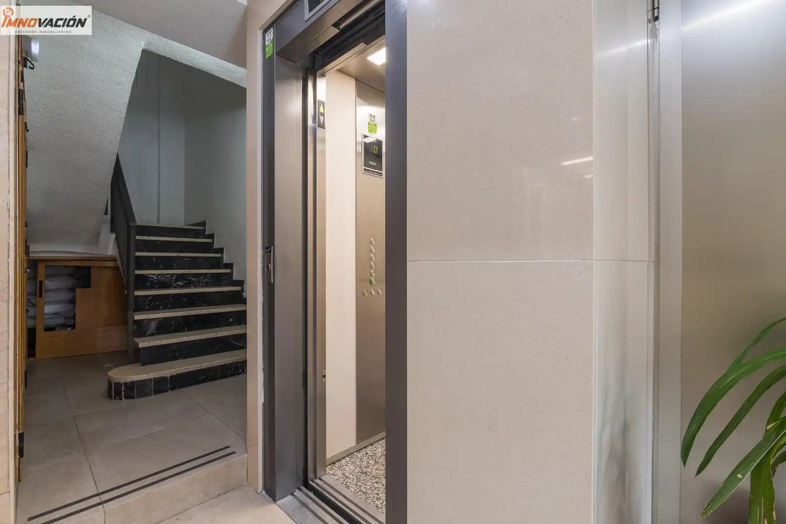 Room in Calle ANTONIO PASCUAL QUILES, 33, Reina Victoria - Miguel Hernández