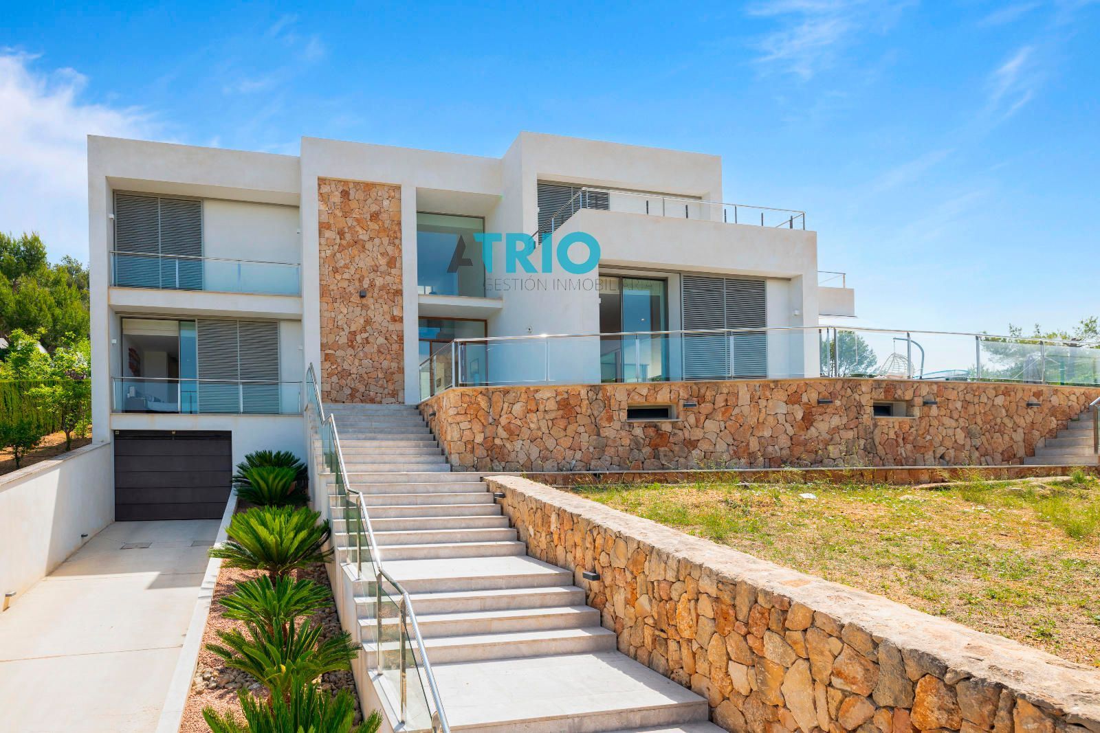 Vista exterior de Casa o xalet en venda en Calvià amb Aire condicionat, Calefacció i Terrassa