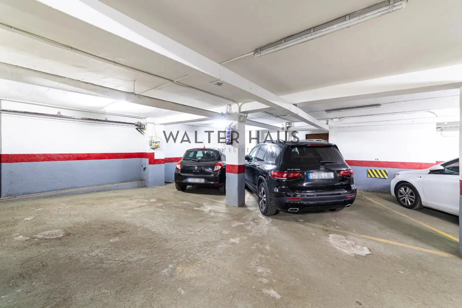 Parking of Flat for sale in Madrid  with Air Conditioner, Heating and Terrace