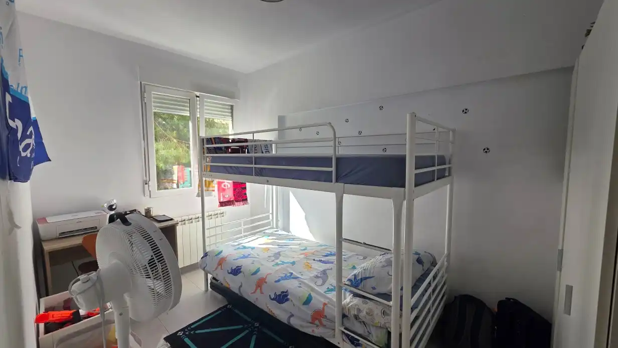Habitación de Piso en venta en Madrid con Calefacción