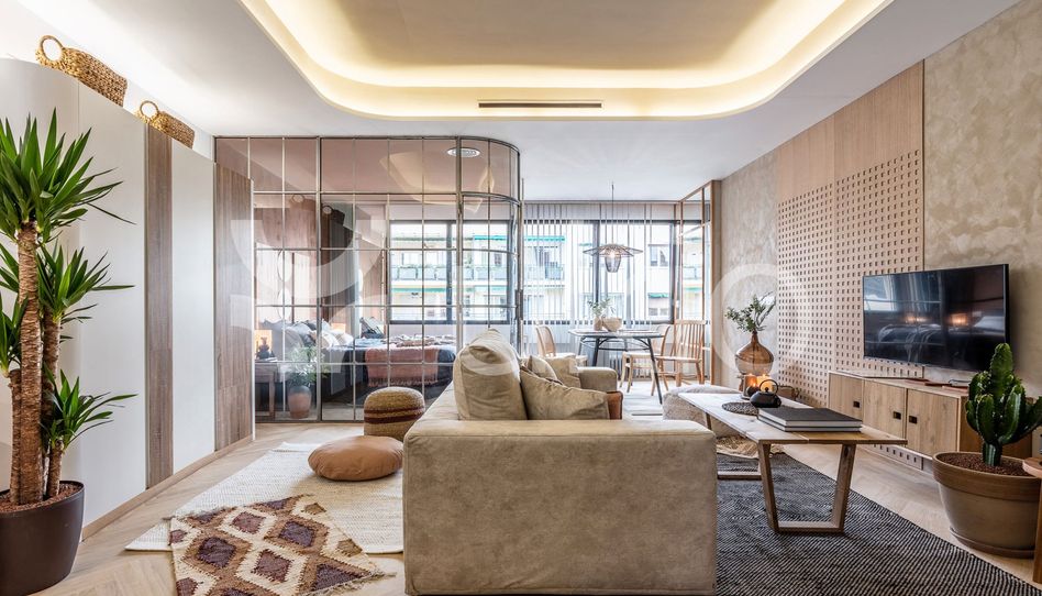 Apartamento de alquiler en Calle de Almagro, Almagro