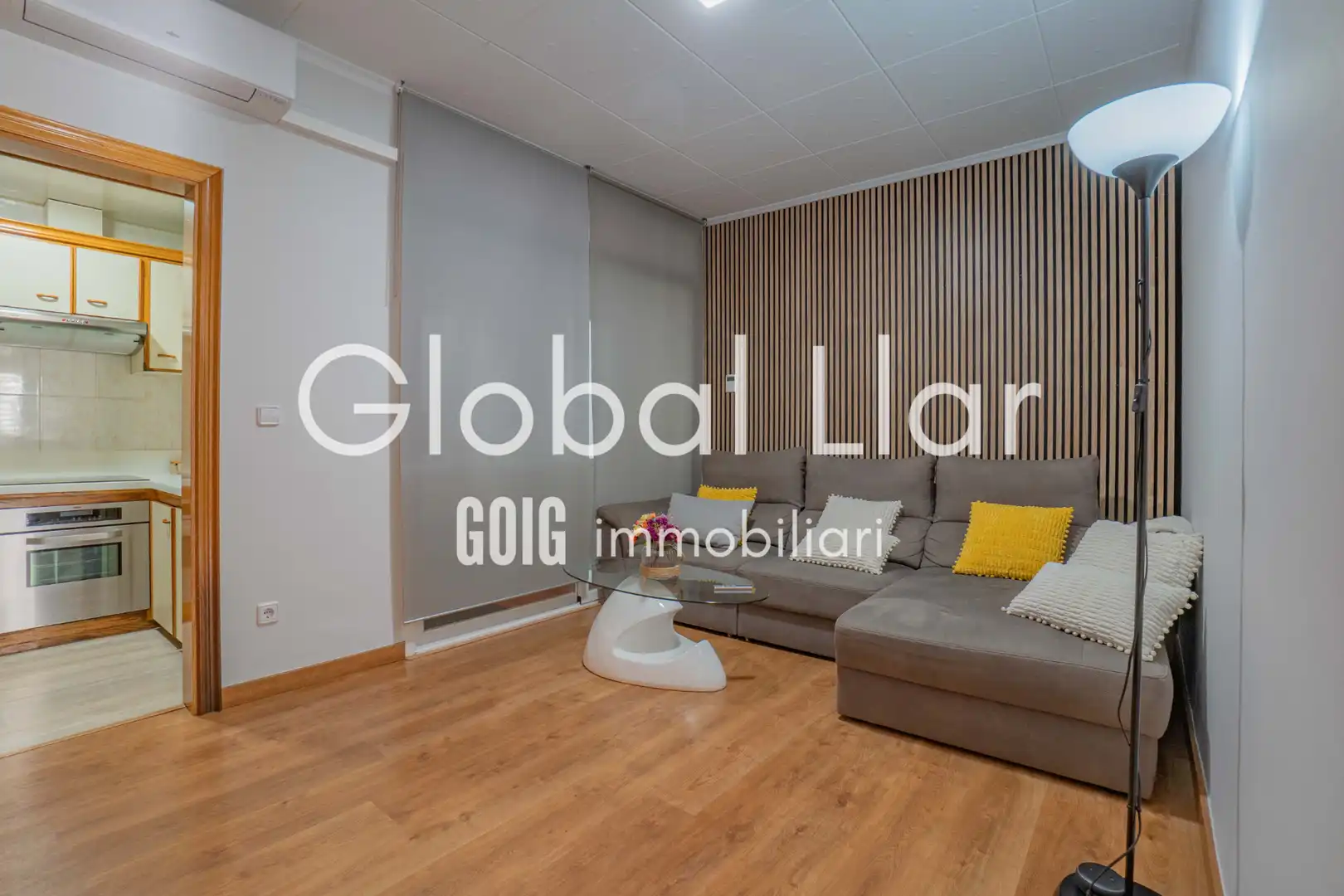 Living room of Detached homes for sale in Sabadell  with Air Conditioner, Heating and Parquet flooring