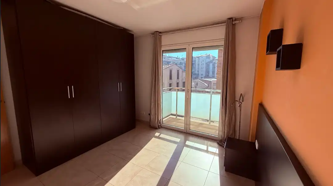 Habitación de Piso en venta en Manresa con Aire acondicionado, Amueblado y Horno