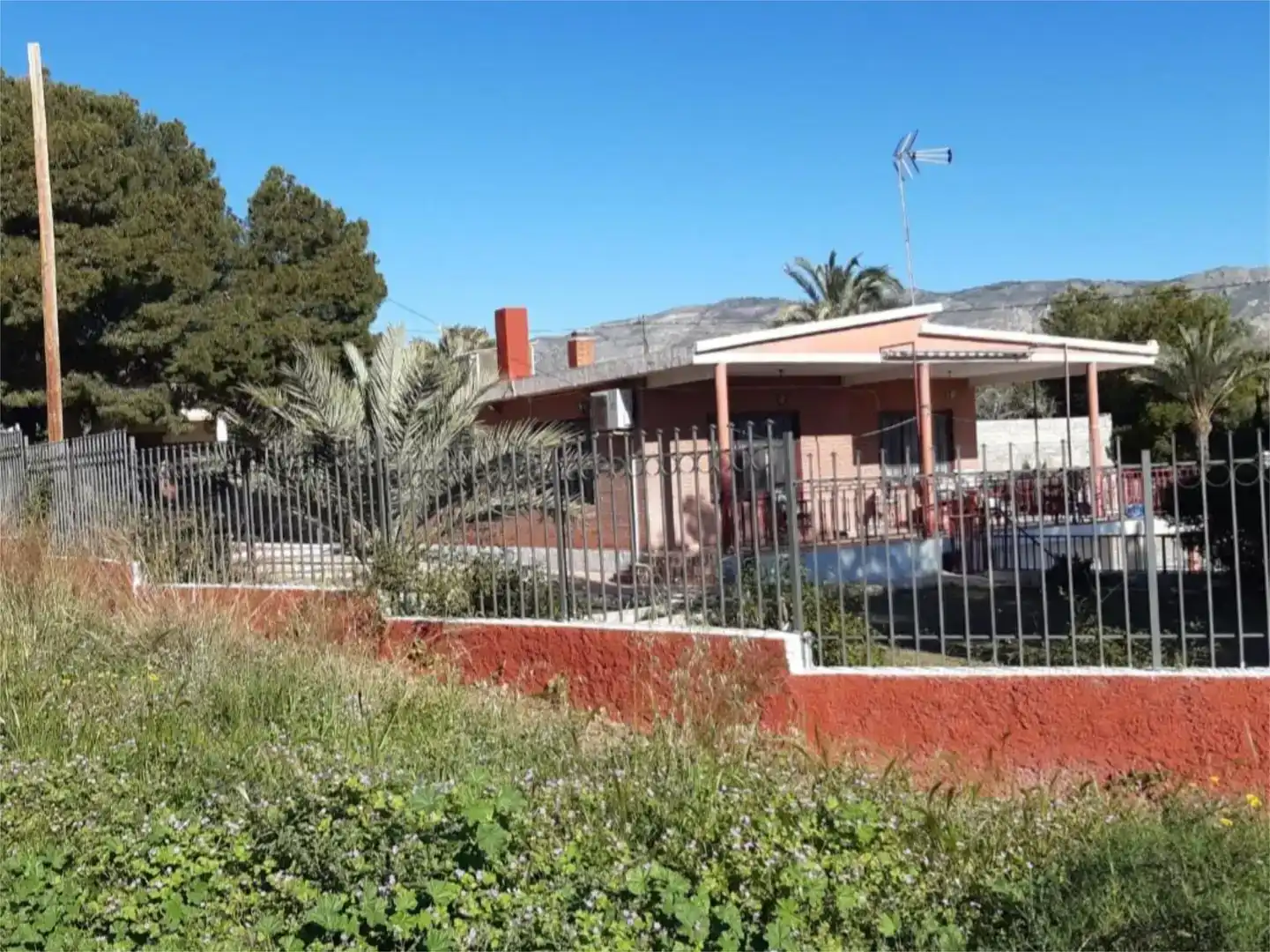 Vista exterior de Piso en venta en Crevillent, Alicante