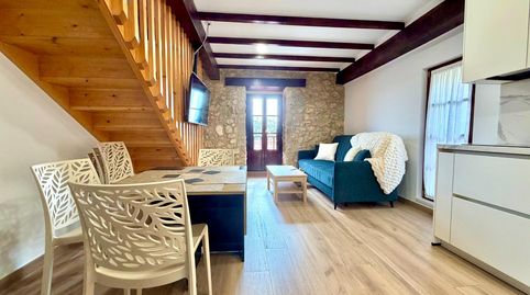 Foto 2 de Dúplex de alquiler en Cudón, Miengo