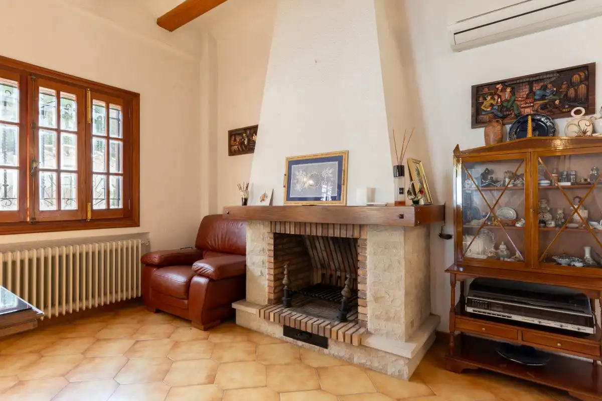 Finca rústica en venta en Av. de les Alcuses, Mogente / Moixent
