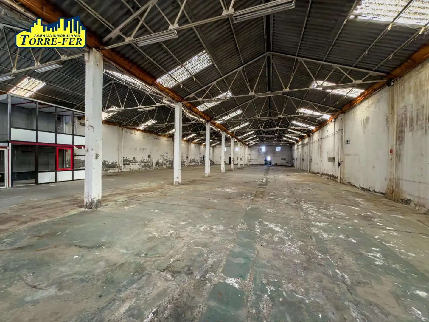 Nave industrial de alquiler en Huércal de Almería