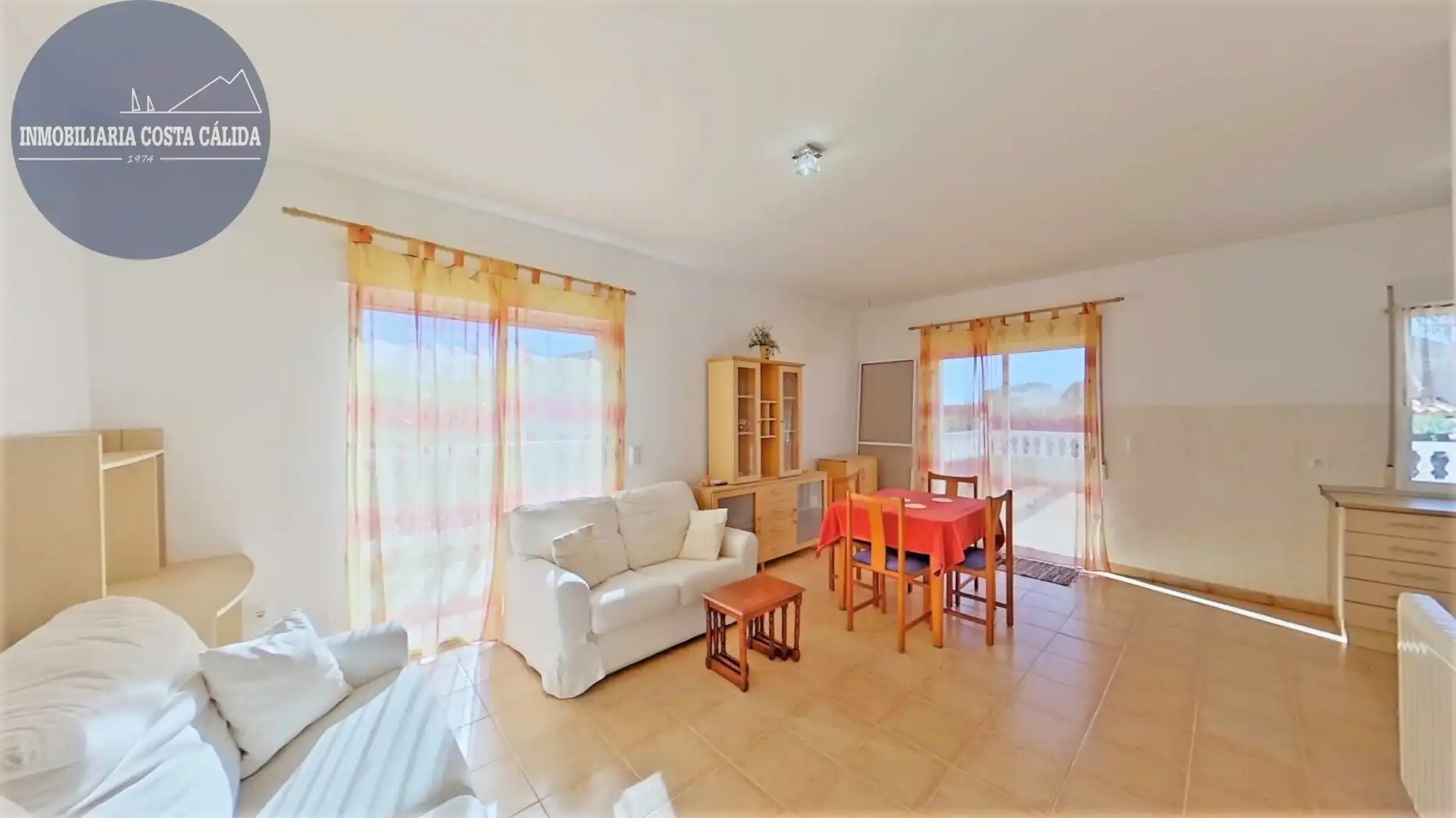 Sala de estar de Casa o chalet en venta en Águilas con Aire acondicionado, Calefacción y Jardín privado