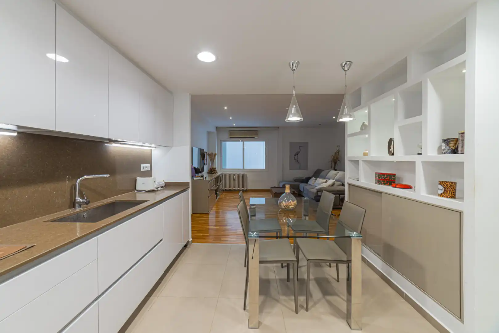 Piso con ascensor en venta en Les Corts, imagen 3