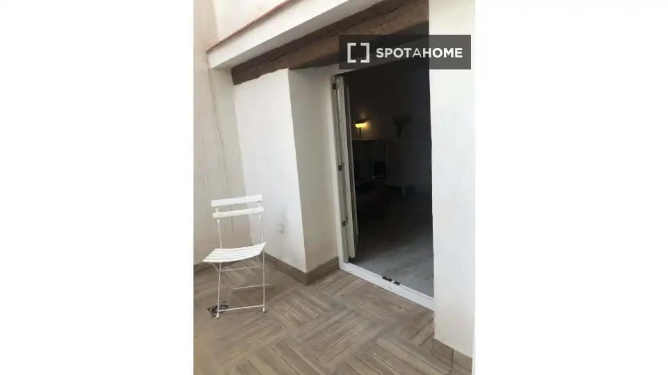 Room in San Matías - Realejo