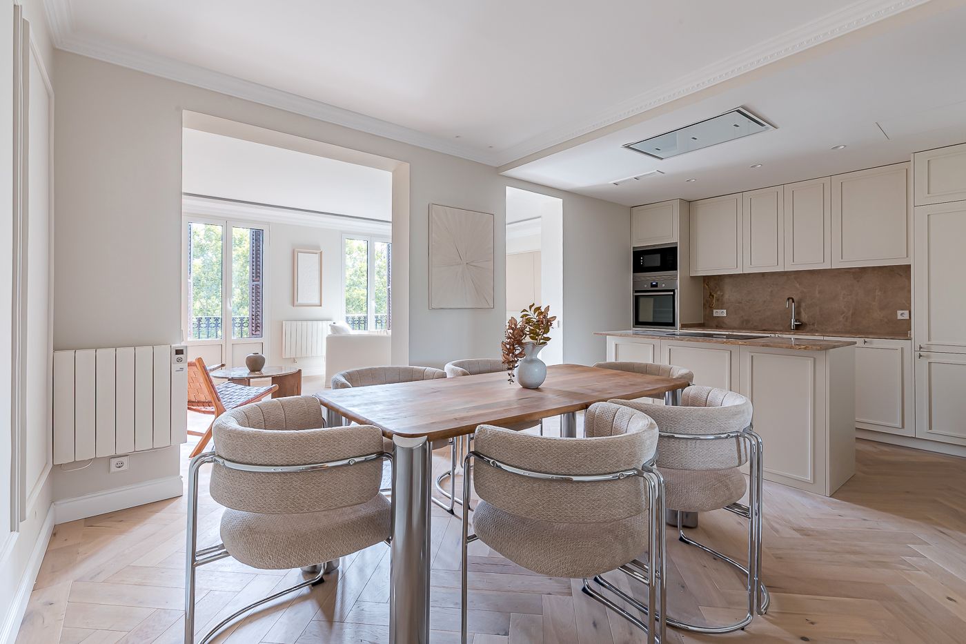 Dining room of Flat for sale in  Madrid Capital  with Air Conditioner, Heating and Storage room