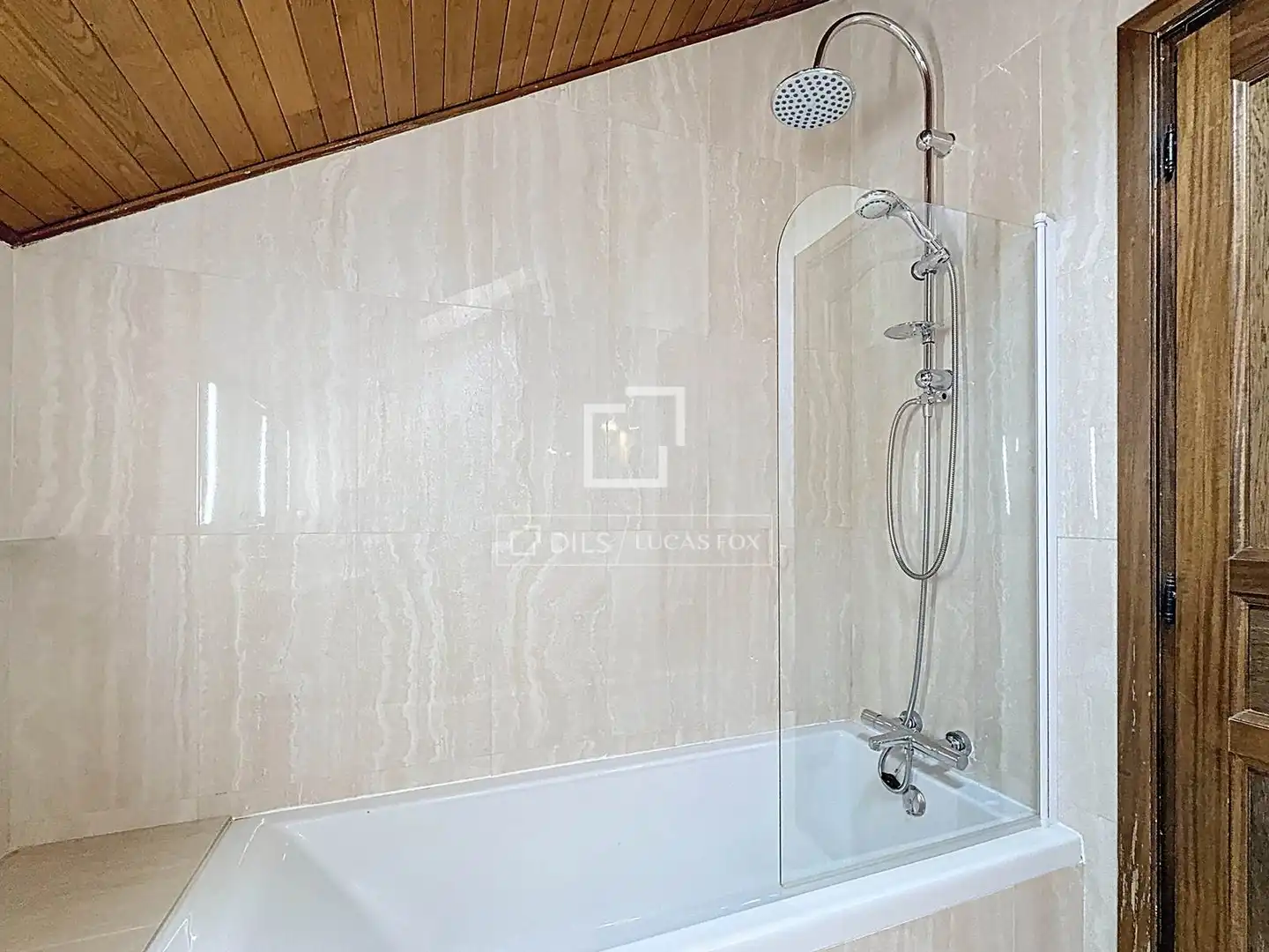 Baño de Piso de alquiler en La Massana con Calefacción, Parquet y Terraza