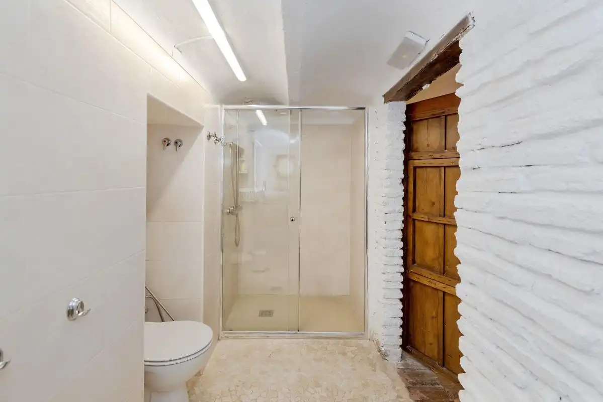 Baño de Casa o chalet en venta en Torremolinos con Aire acondicionado, Calefacción y Jardín privado