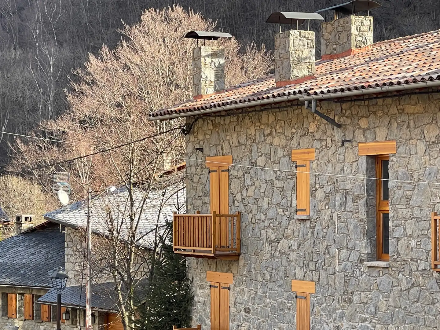 Vista exterior de Àtic en venda en Setcases amb Calefacció, Parquet i Traster