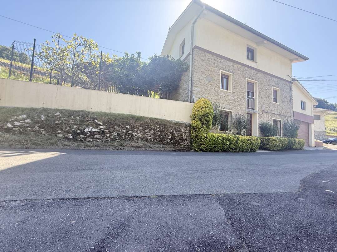 Exterior view of House or chalet for sale in Mendaro  with Heating, Furnished and Alarm