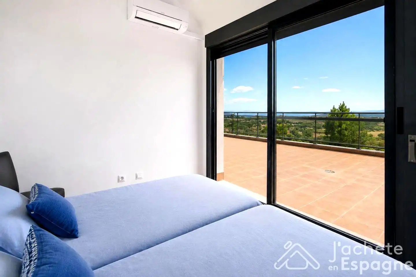 Terraza de Dúplex en venta en San Jorge / Sant Jordi con Aire acondicionado, Terraza y Trastero