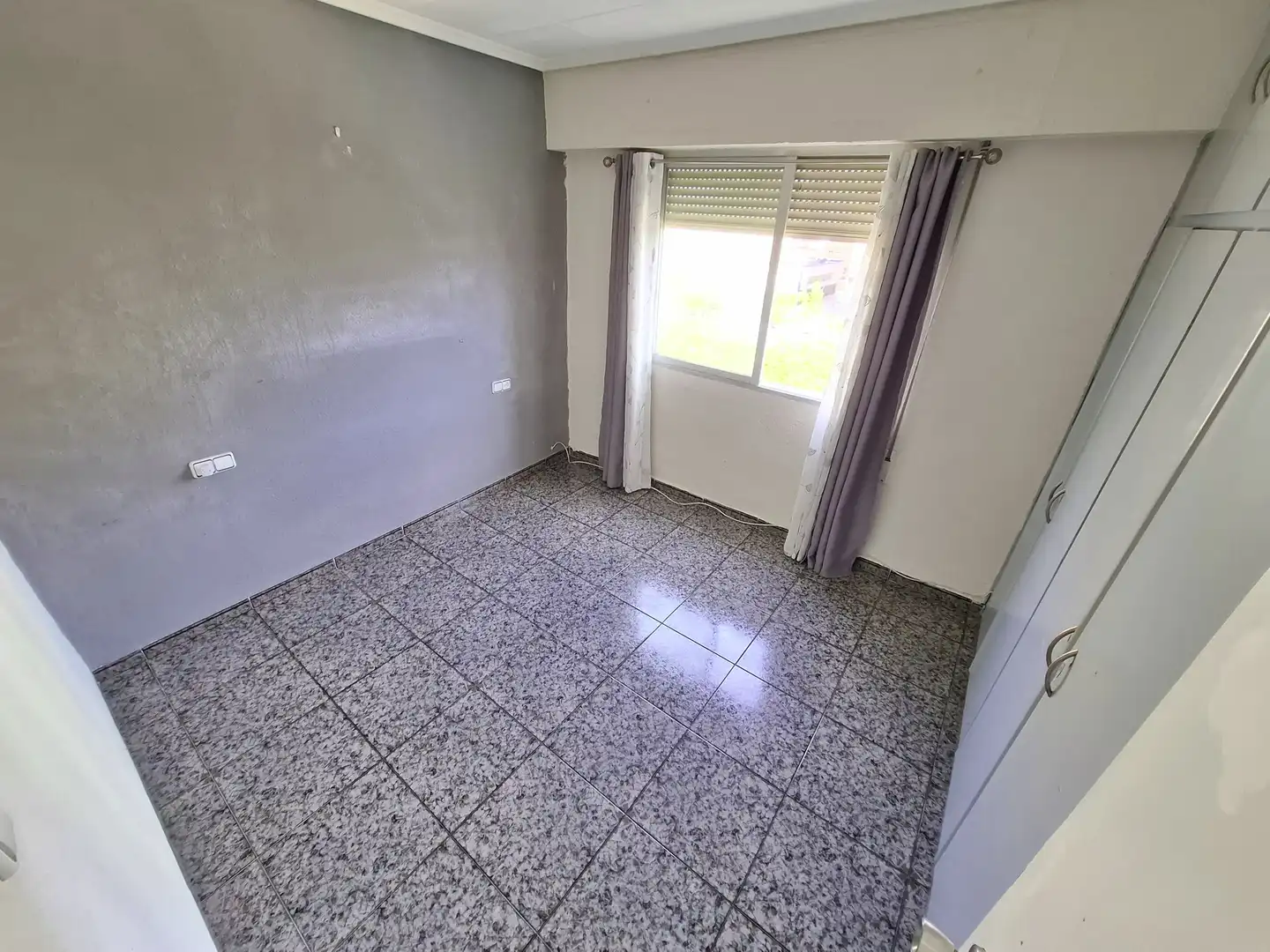 Habitación de Piso en venta en Valencia con Aire acondicionado y Lavadora