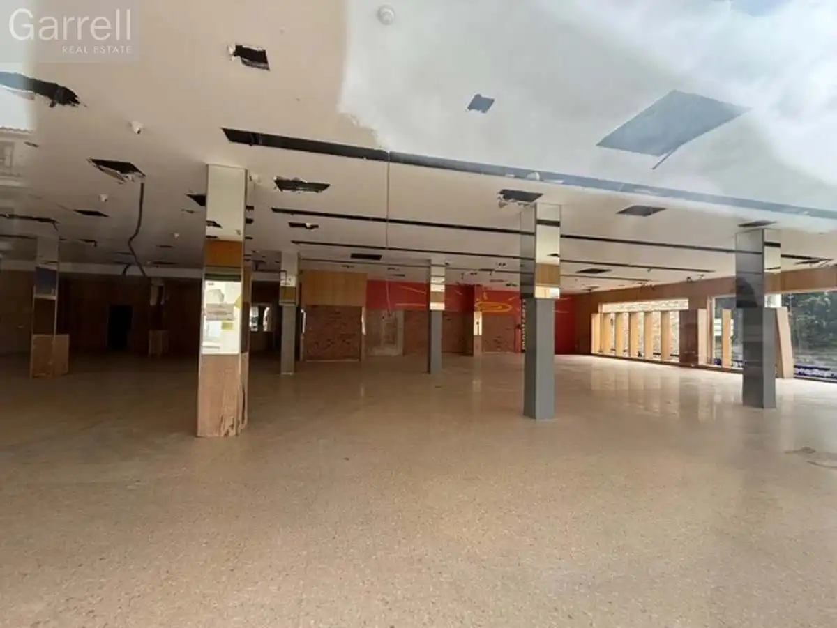 Local comercial en venta en carrer FIGUERES 
Es: Pl: Pt:
 CASTELLO D'EMPURIES (GIRONA), imagen 2