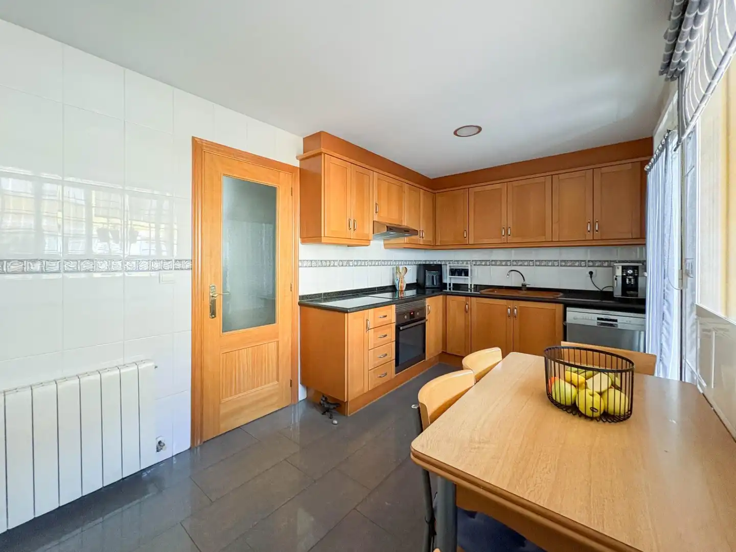 Cocina de Casa adosada en venta en Bétera con Aire acondicionado, Calefacción y Terraza